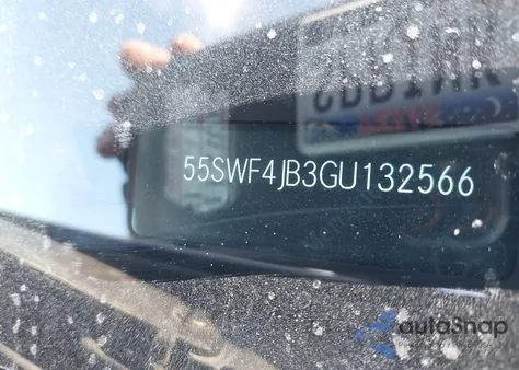 2016 Mercedes-Benz C 300 из США, поврежденный, VIN 55SWF4JB3GU132566